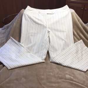 Ann Taylor size 2 capris.